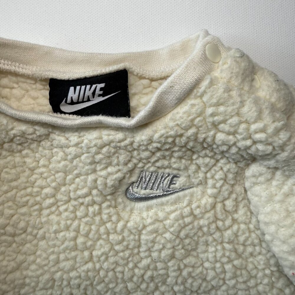Nike Sherpa Fleece Baby Crewneck Sweatshirt Cream Colored Off White Size 9M - Picture 3 of 10